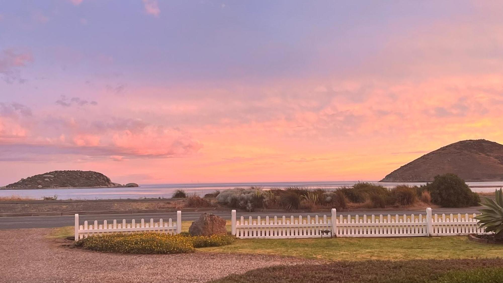 Yelki By The Sea Hotell Encounter Bay Exteriör bild